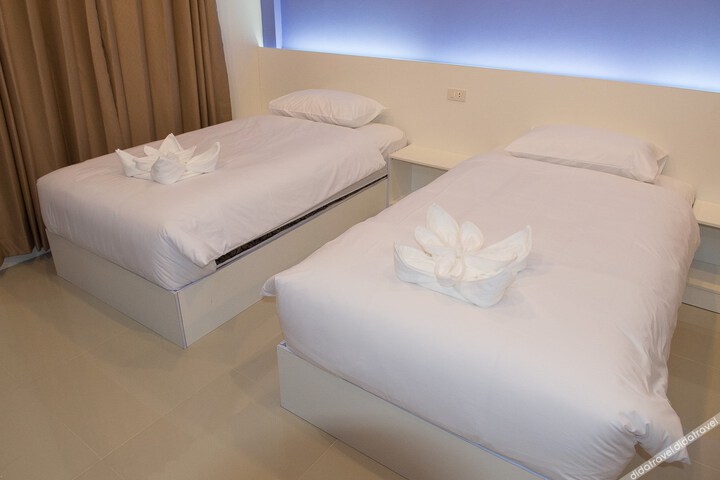 Hug Fang Hotel