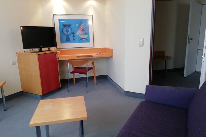 Room 12 of 42