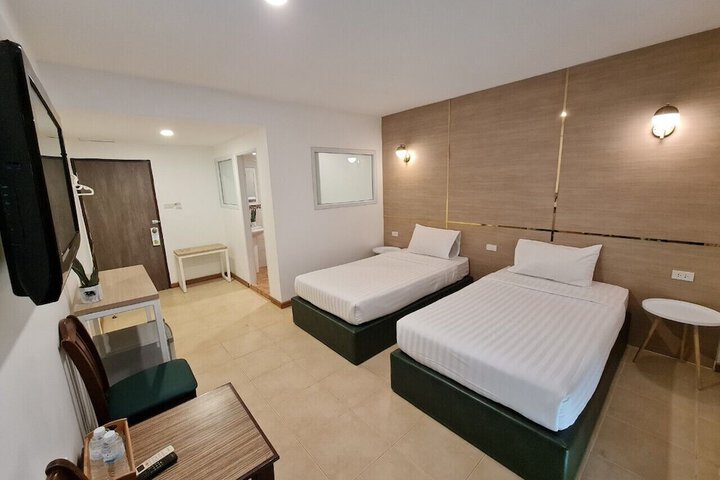 Room 14 of 39