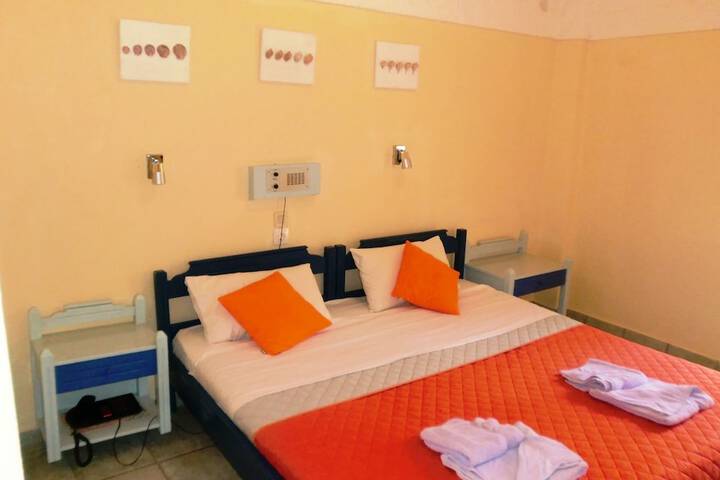 Room 7 of 59