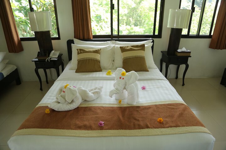 Room 3 of 97
