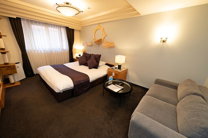 Room 63 of 239
