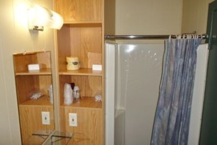 Room 12 of 48