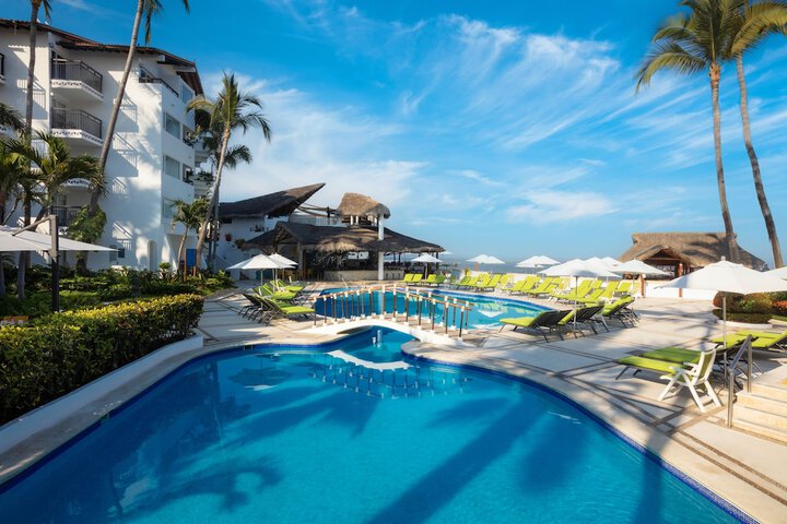 Pool Hotel