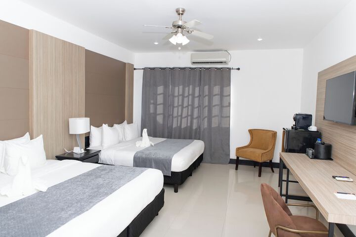 Room 8 of 22