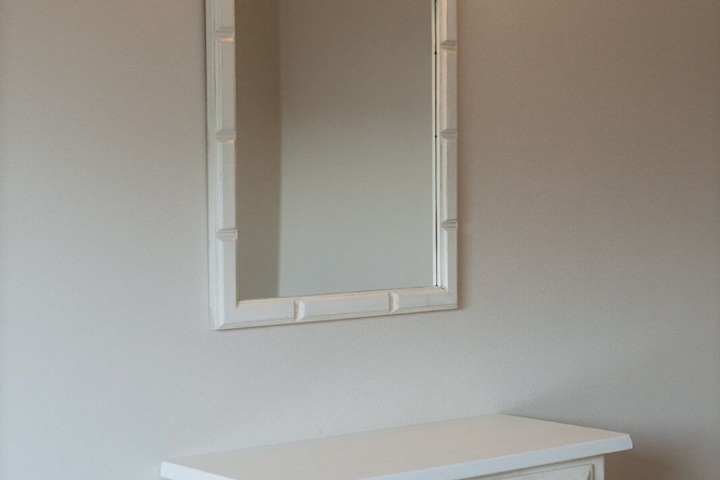 Room 13 of 26