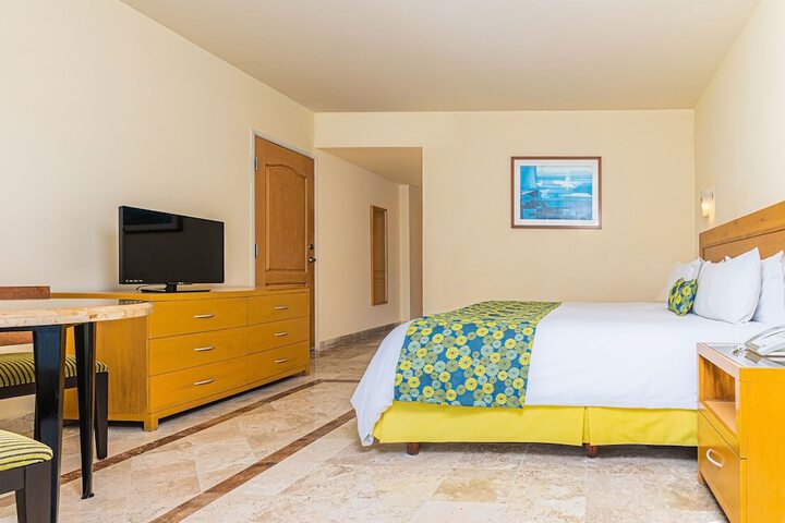 Room 12 of 34