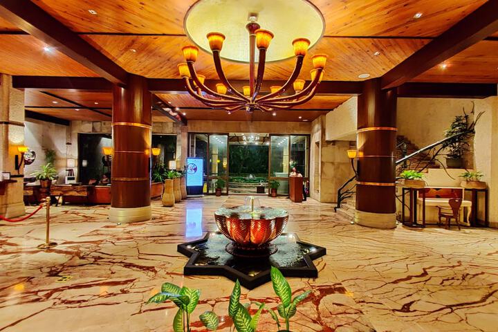 Hotel Interior 5 of 194