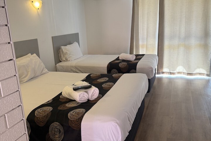 Room 3 of 29