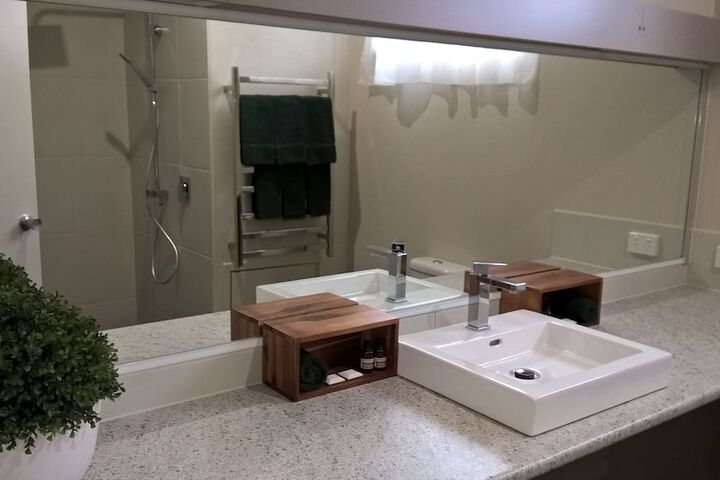 Room 56 of 62