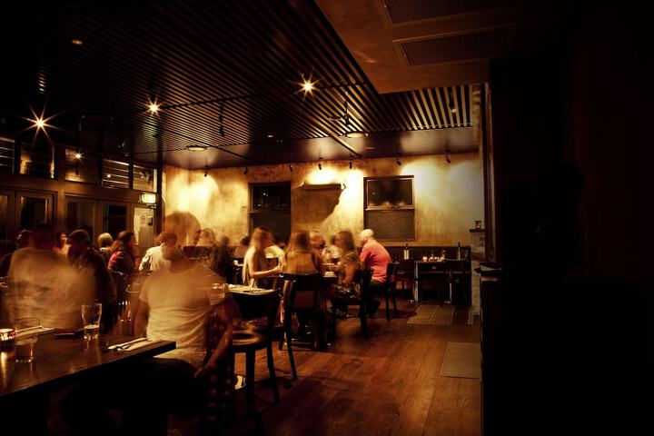 Dining 17 of 28