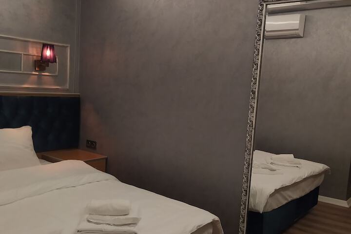 Room 68 of 111