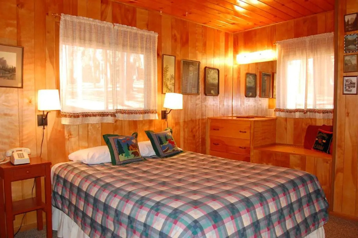 Room 2 of 12