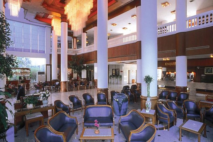 Hotel Lobby