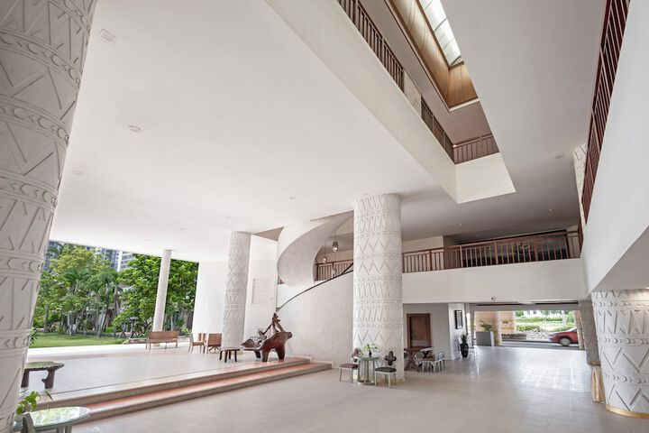 Lobby Photos