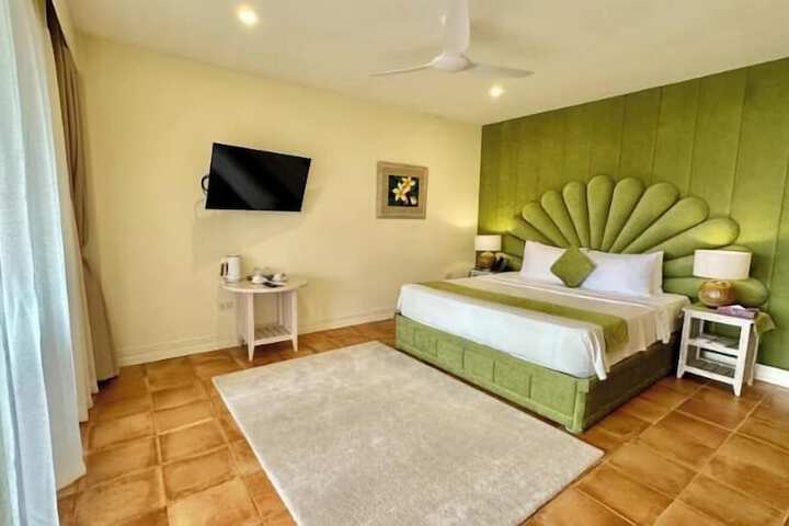 Room 60 of 162