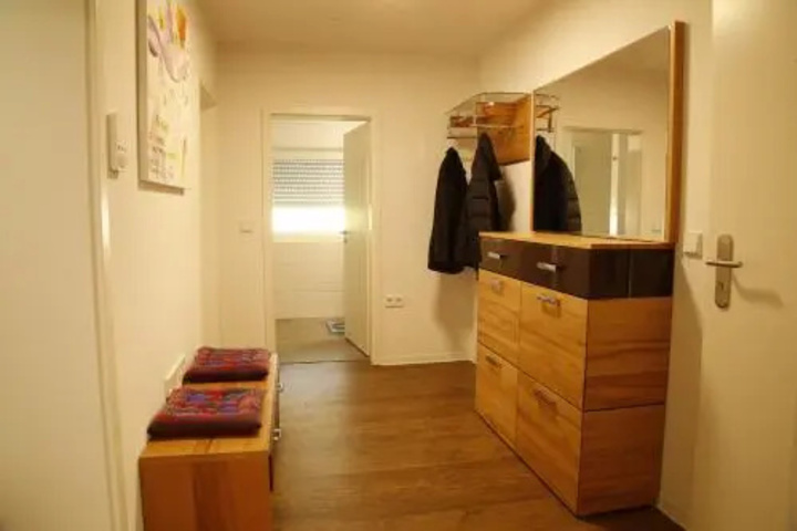 Room 5 of 6
