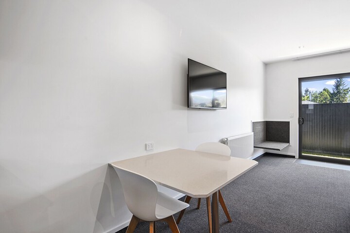 Room 17 of 25