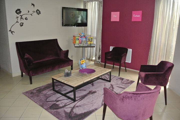 Hotel 2 of 46