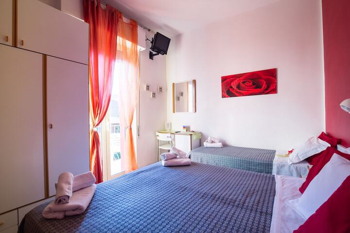 Room 15 of 43