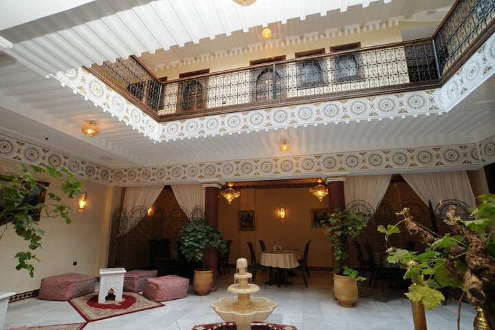Hotel Exterior 42 of 48