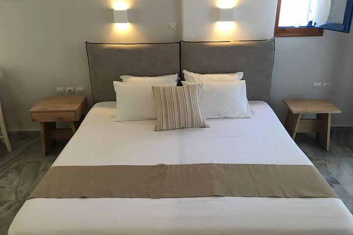 Room 9 of 125