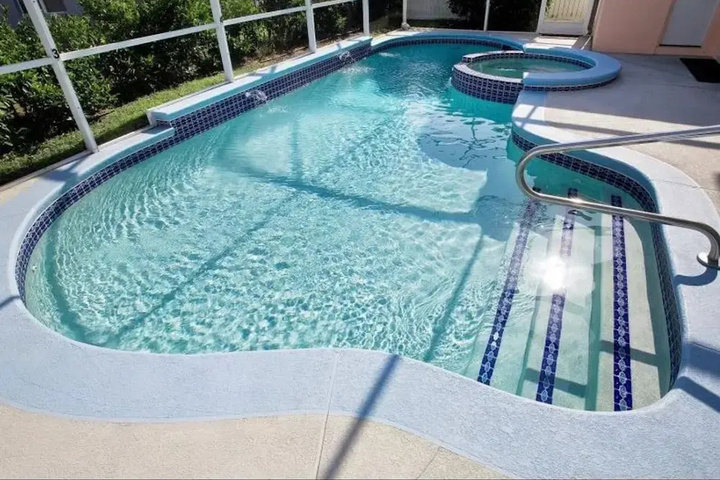 Pool 9 of 17
