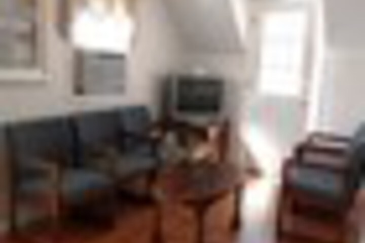 Room 212 of 345