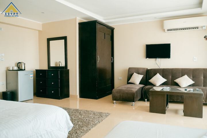Room 6 of 89
