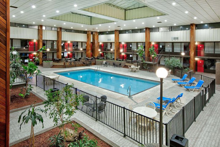 Pool 23 of 35
