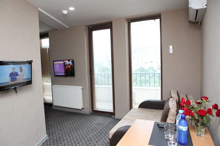 Room 9 of 45