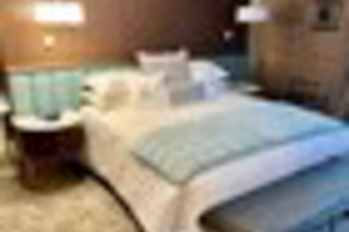 Room 50 of 216
