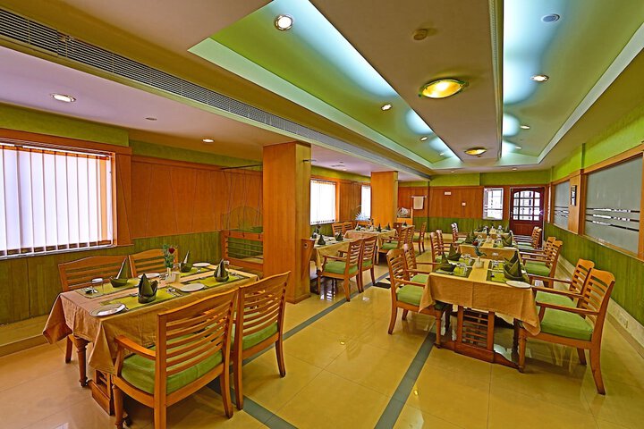Dining Photos