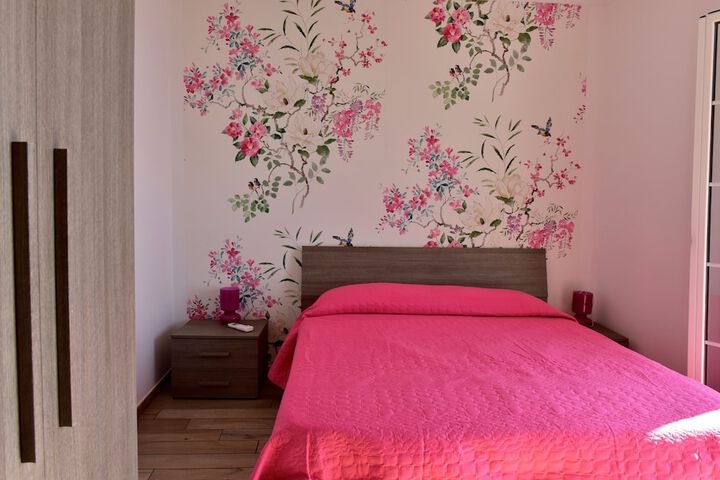 Room 10 of 46