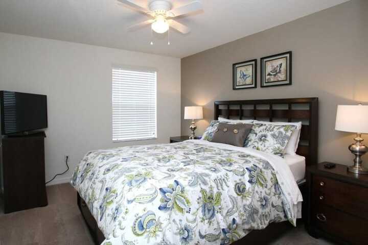 Room 50 of 299