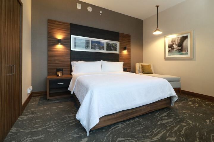 Room 20 of 60