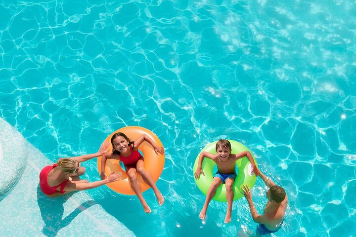 Pool 70 of 144