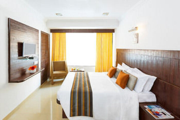 Room 5 of 23