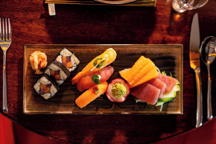 Dining 67 of 115