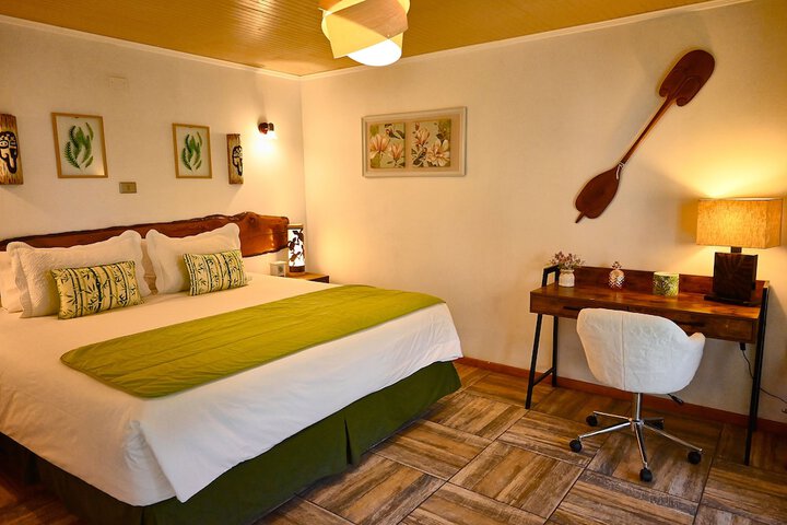 Room 13 of 79
