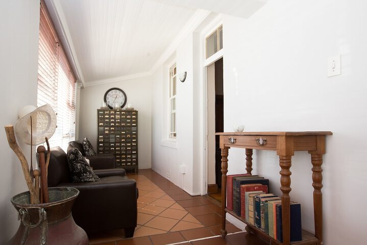 Entrance & Lobby