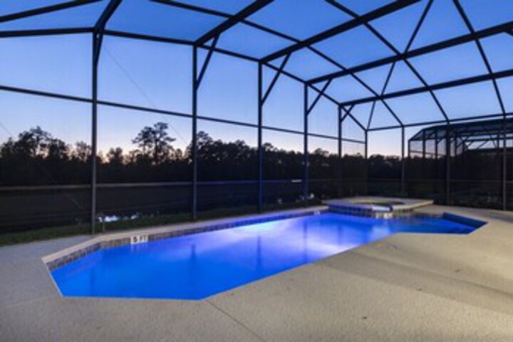 Pool 80 of 159