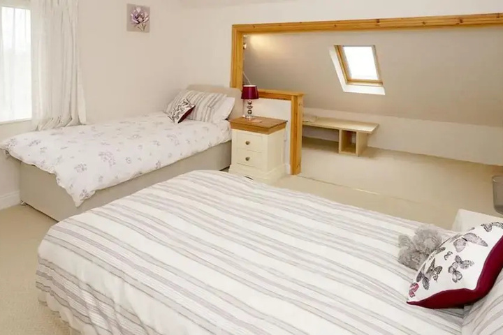 Room 3 of 13