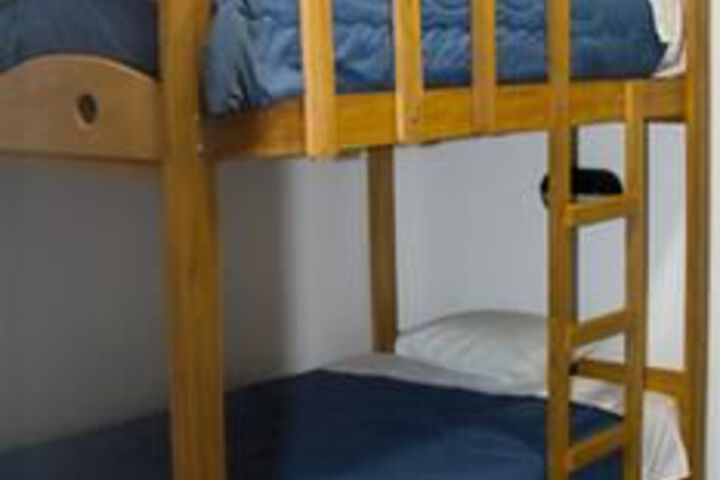 Room 30 of 83