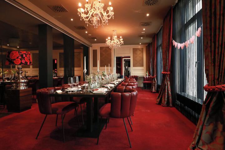 Dining 73 of 93