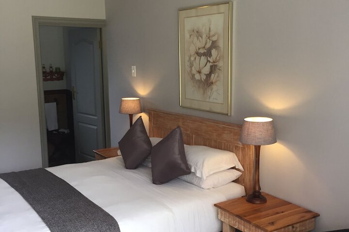 Room 3 of 53