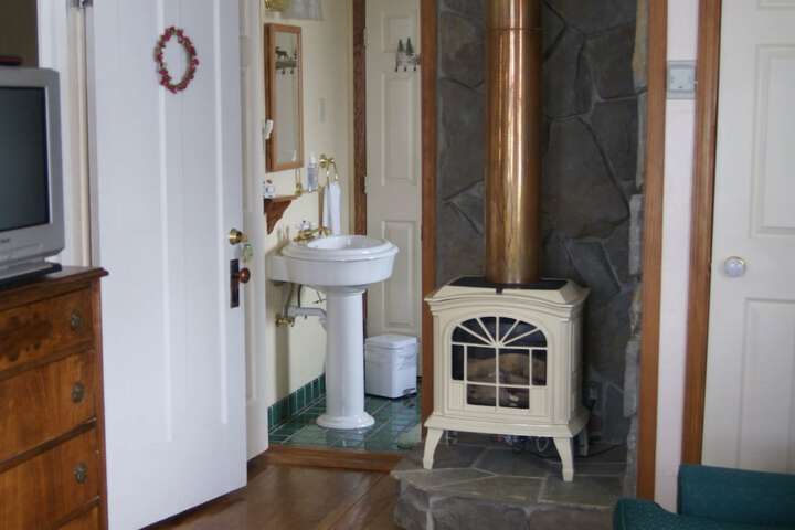 Room 10 of 21