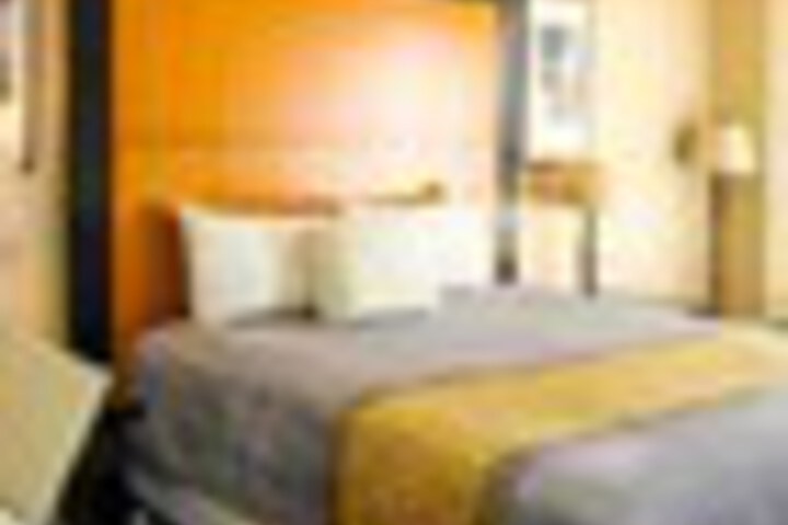 Room 32 of 120