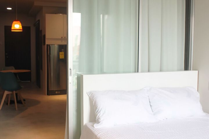 Room 9 of 10