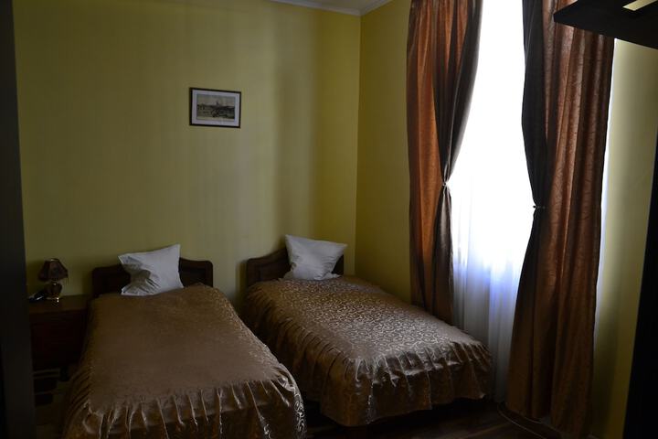 Room 12 of 59